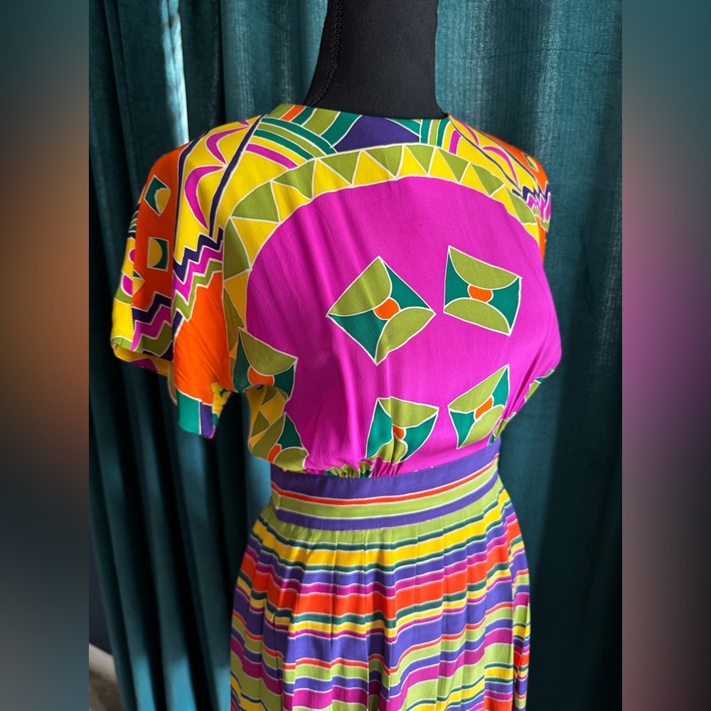 Vintage Rickie Freeman for Teri Jon Rainbow Multicolor Silk Dress
